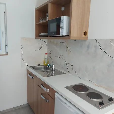 Evelin-benedek Apartament *