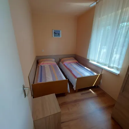 Evelin-benedek Apartament *