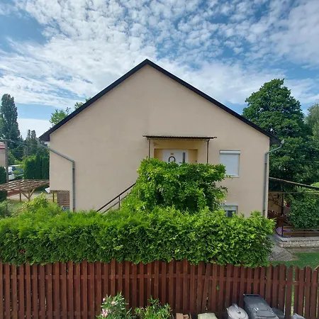 Apartament Evelin-benedek *