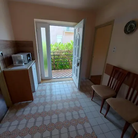 Evelin-benedek Apartament Balatonföldvár